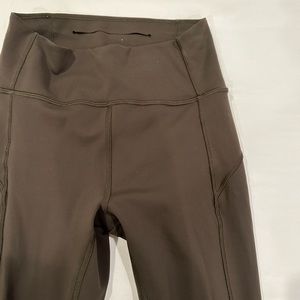 LULULEMON ARMY GREEN LEGGINGS
